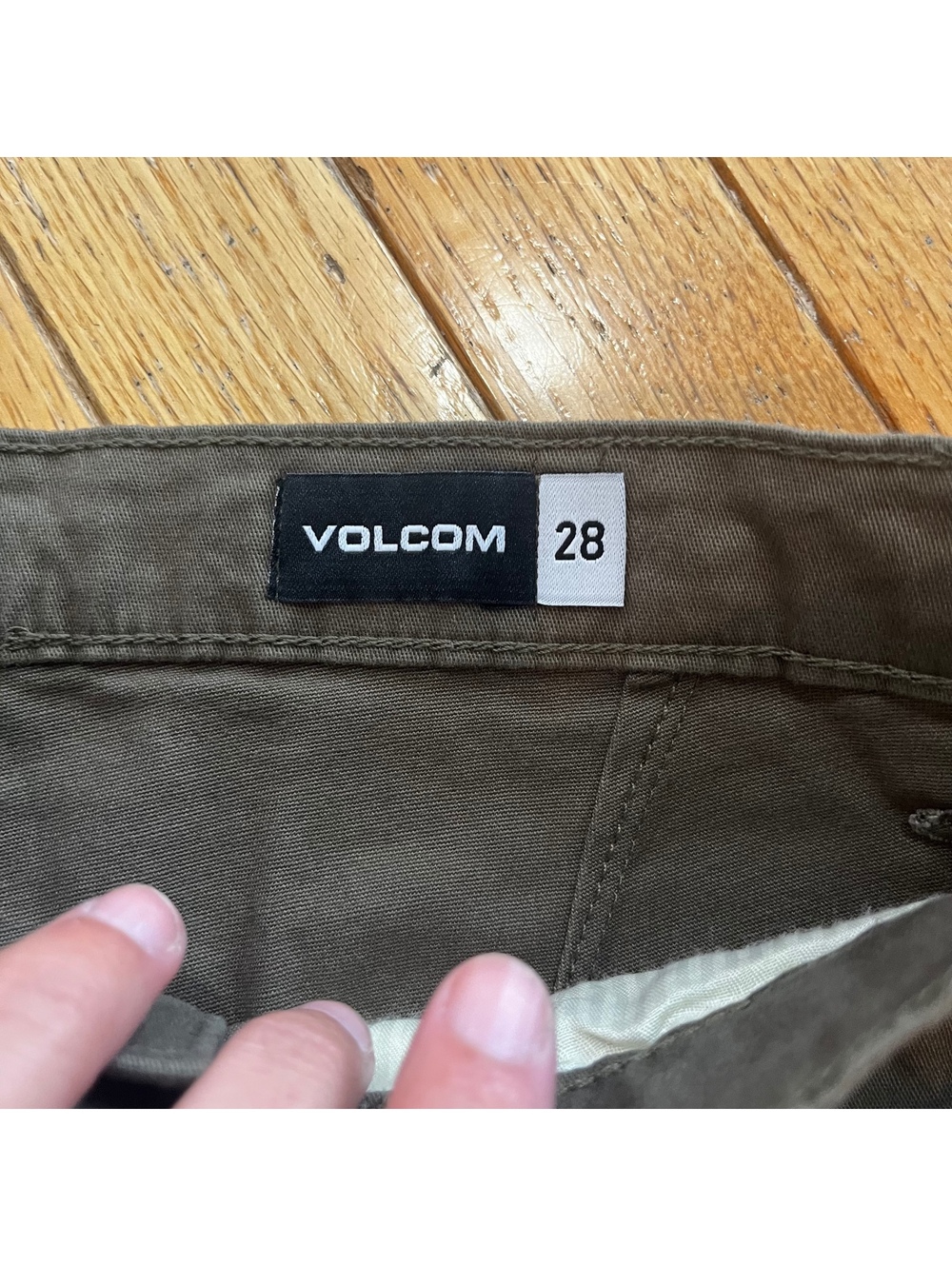Volcom Road Trip Men's Shorts Size 28 Military Green - Picture 4 of 7